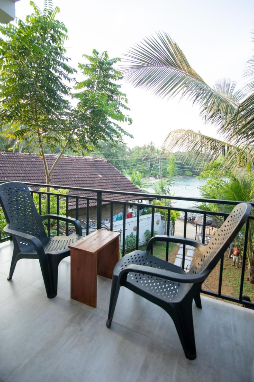 Light House Beach Home ماتارا الغرفة الصورة